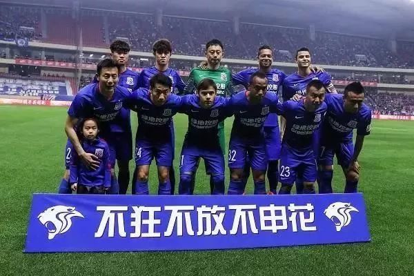 记者：尤文正关注热那亚右后卫诺顿-库菲和维罗纳前锋焦瓦内（报道称尤文图斯盯上热那亚右后卫诺顿-库菲及维罗纳前锋焦瓦内）