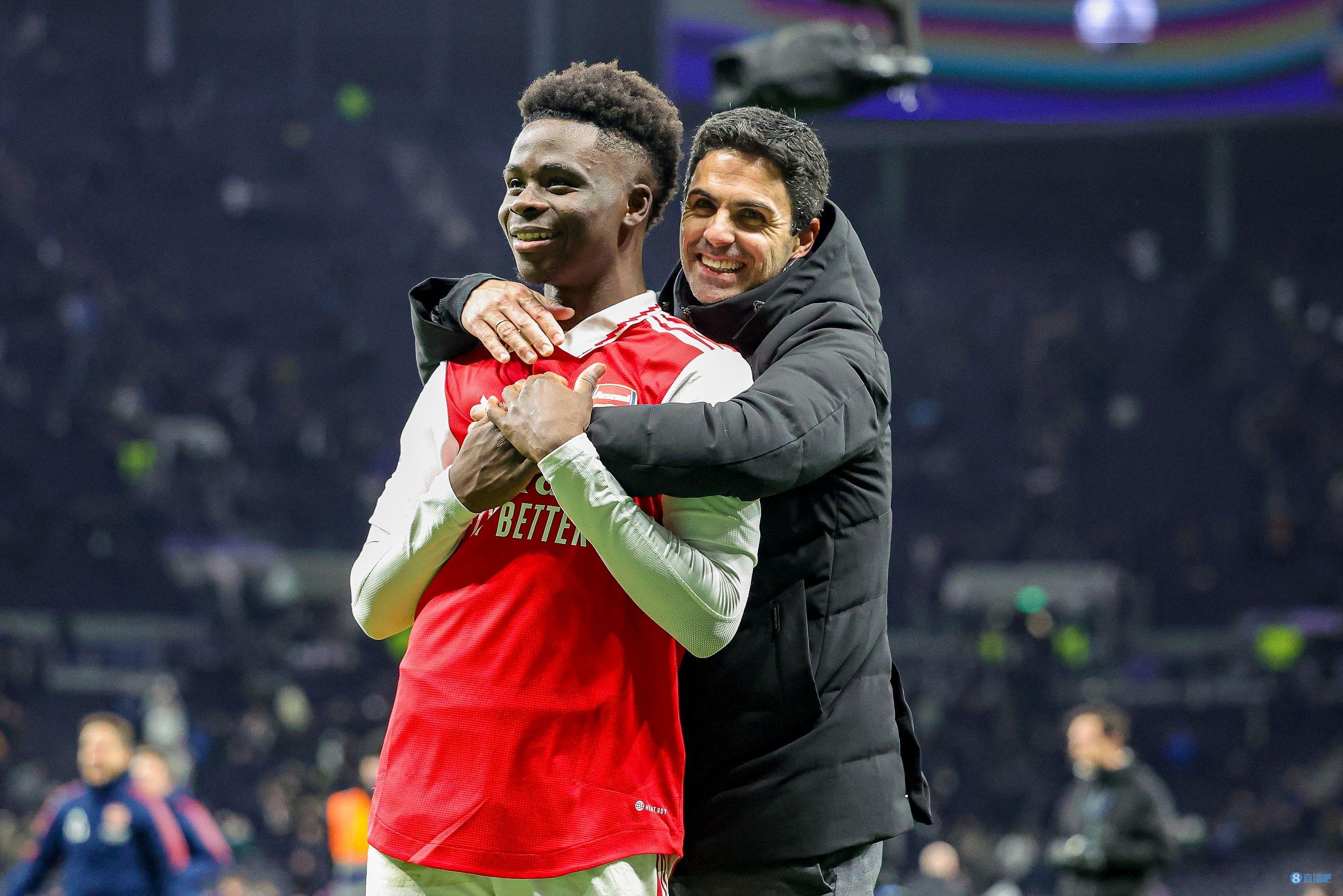 格外耀眼，百度地图APP搜“泰州”会出现“泰州总冠军”字样（在百度地图APP搜索“泰州”将出现“泰州总冠军”字样，格外醒目）