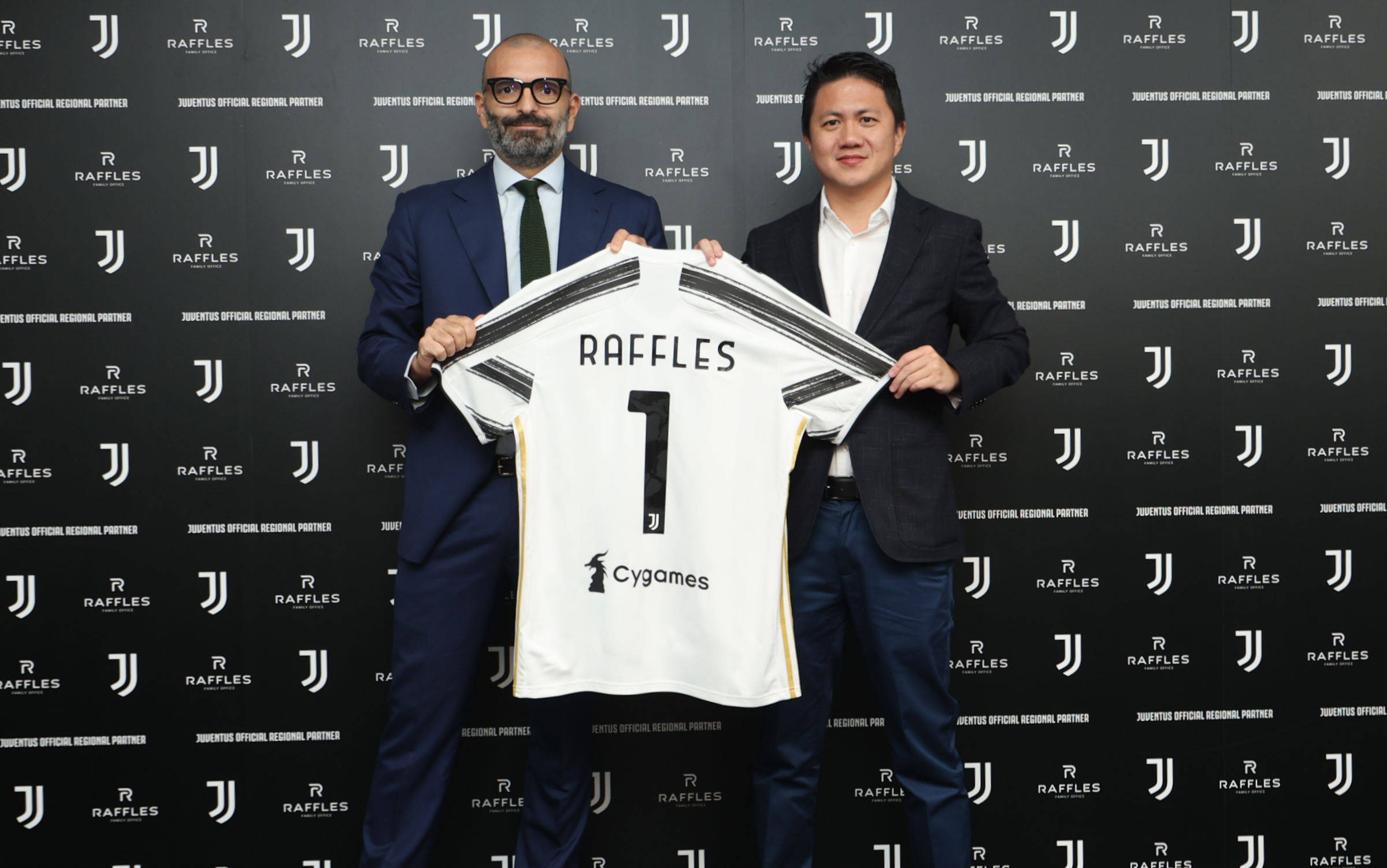 半场战报：瓦伦西亚0-0塞维利亚（半场战况：瓦伦西亚与塞维利亚互交白卷）