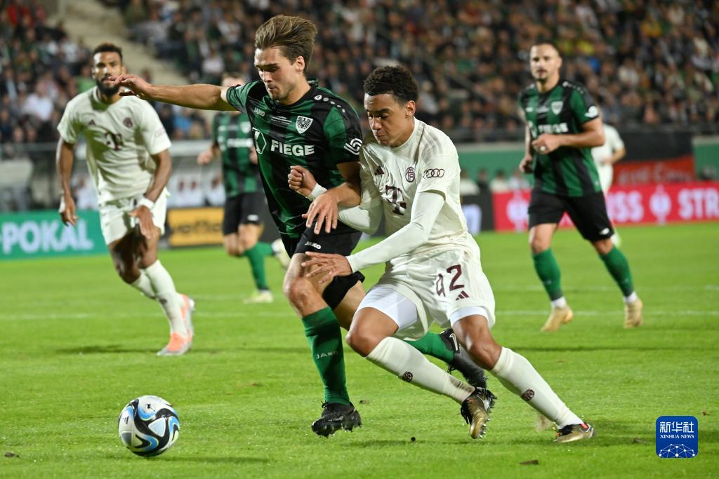 约基奇：右臂肱二头肌上的抓伤是对阵步行者时留下的