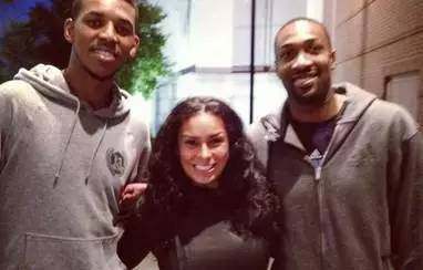 塞尔：对阵曼城的比赛不会决定阿隆索的命运，除非被大比分血洗（塞尔：阿隆索的未来不取决于对曼城一战，除非遭遇大比分惨败）