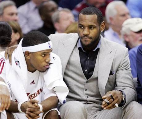 荣获迈阿密城市钥匙，梅西晒照：非常感谢迈阿密市的认可（梅西获赠迈阿密城市钥匙并晒照：感谢这座城市的认可）