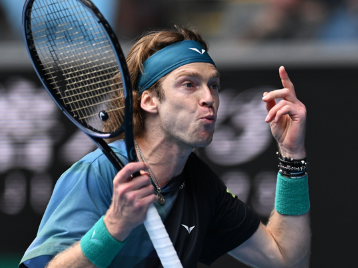 这位年轻又 这位年轻又